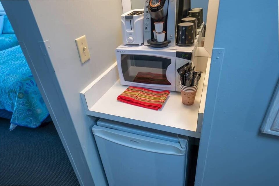 Small Refrigerator