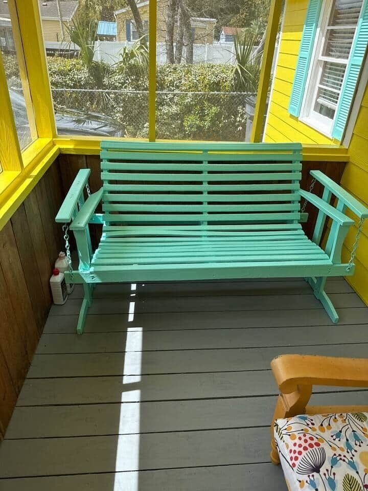 Retro porch glider