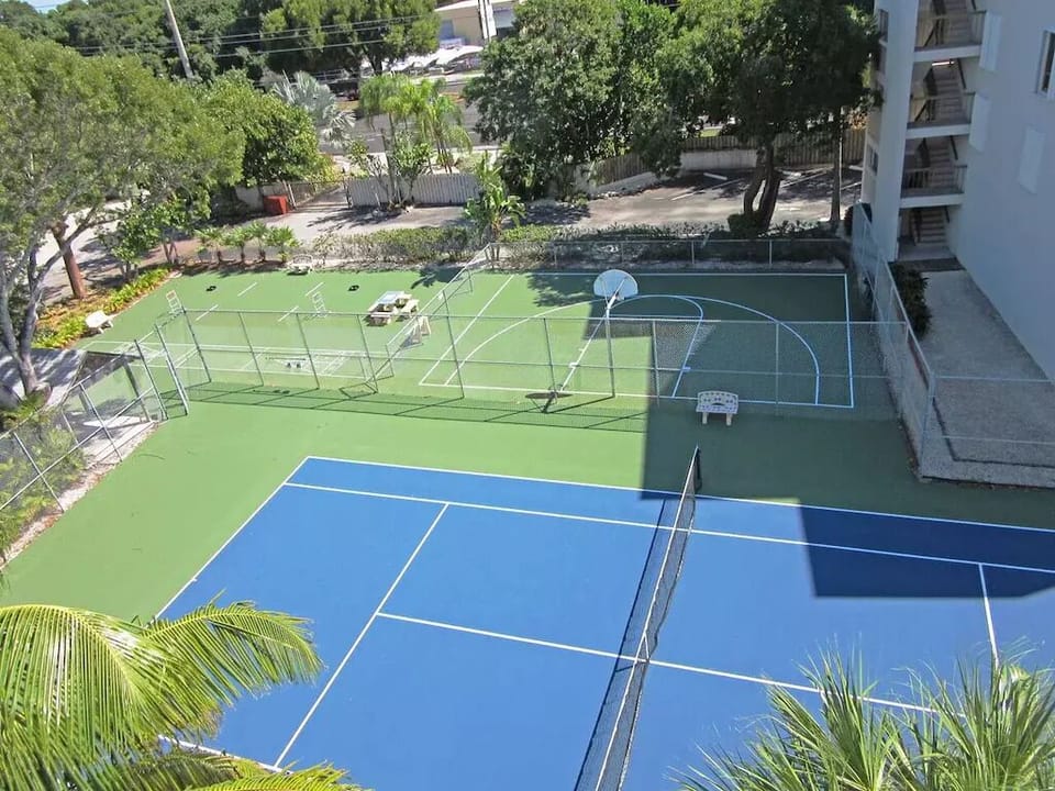 Sport court