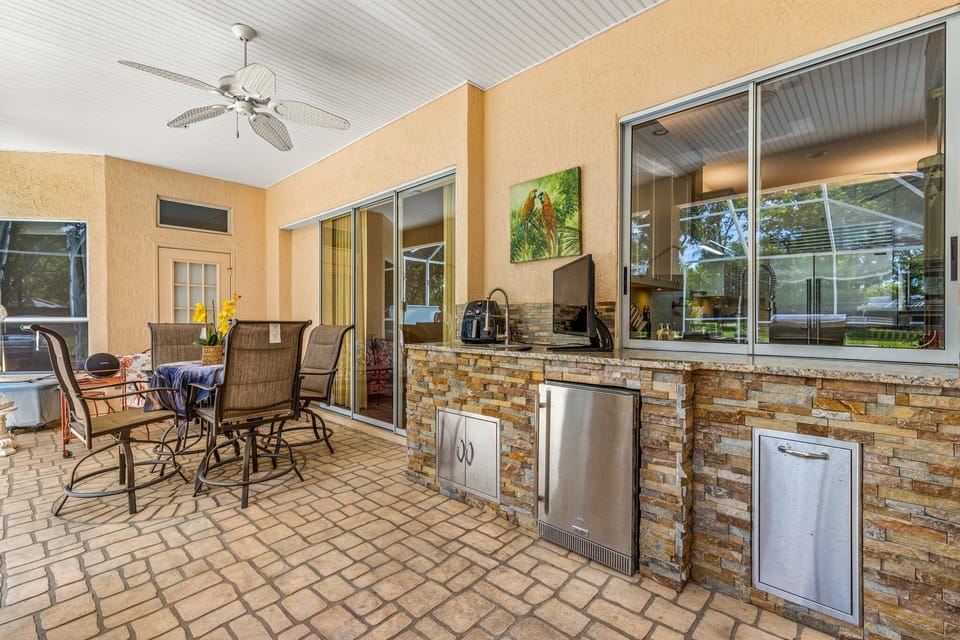 Outside Kitchen Grill