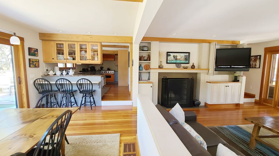 Dining room is open to kitchen and living room