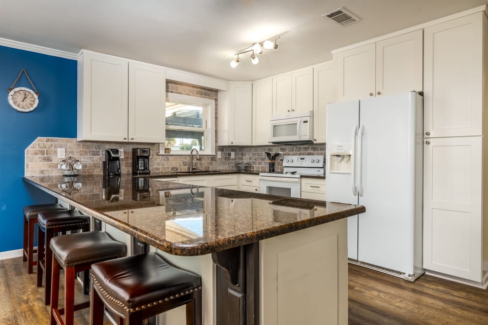 008 Crosswinds Kitchen Island