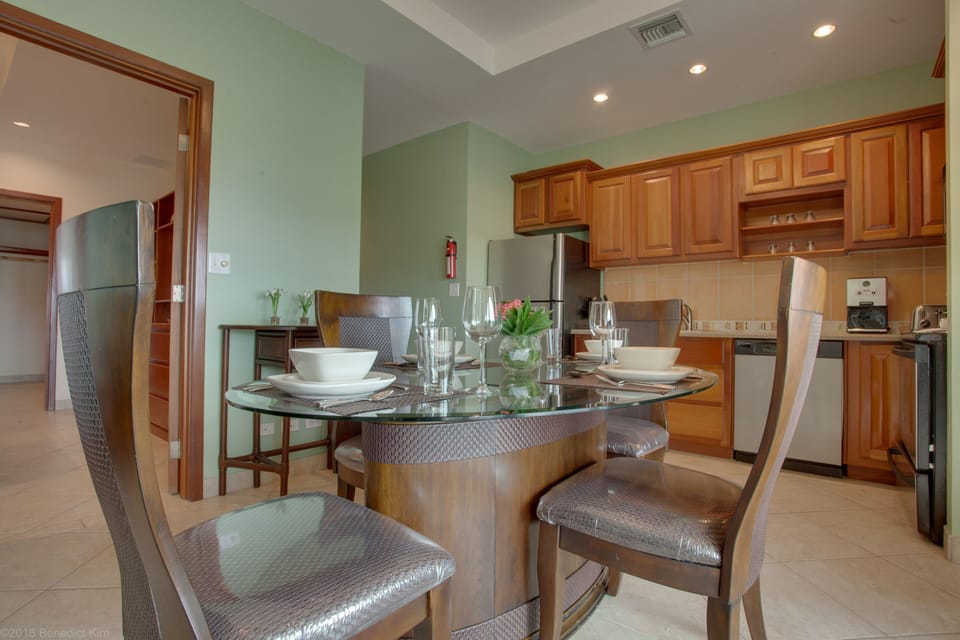 Dining / Kitchen area