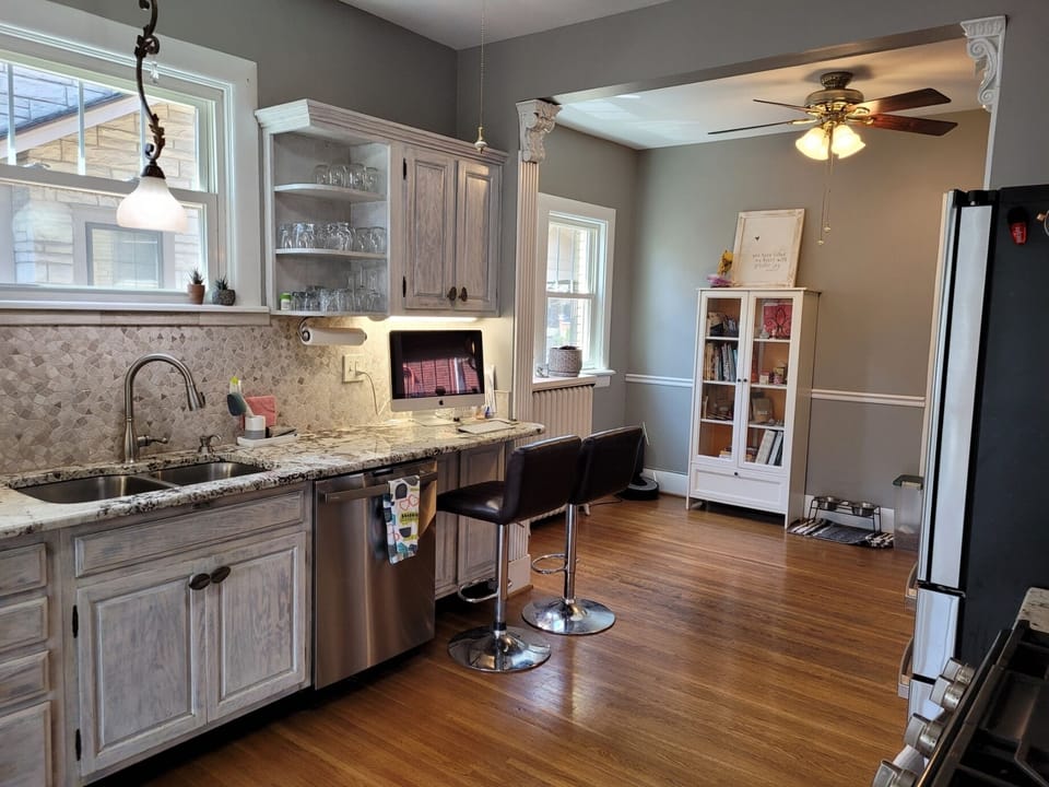 Spacious kitchen