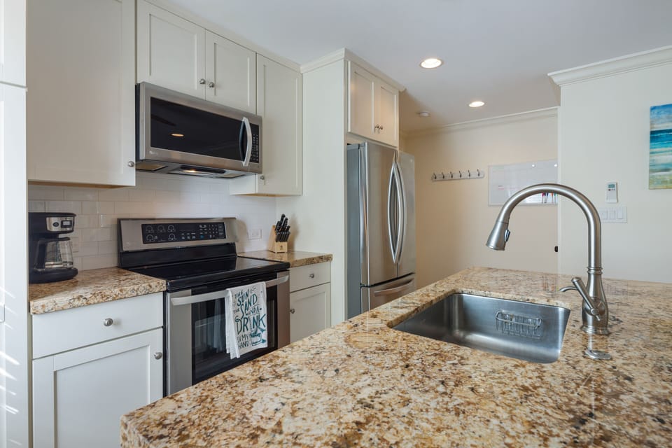 Full Kitchen