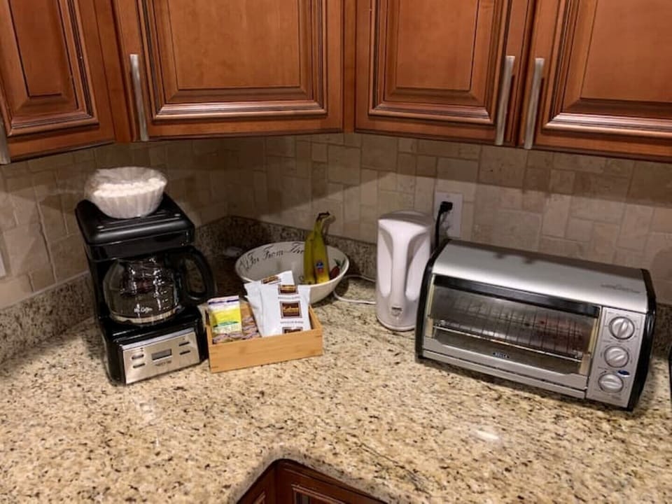 complimentary coffee & tea
