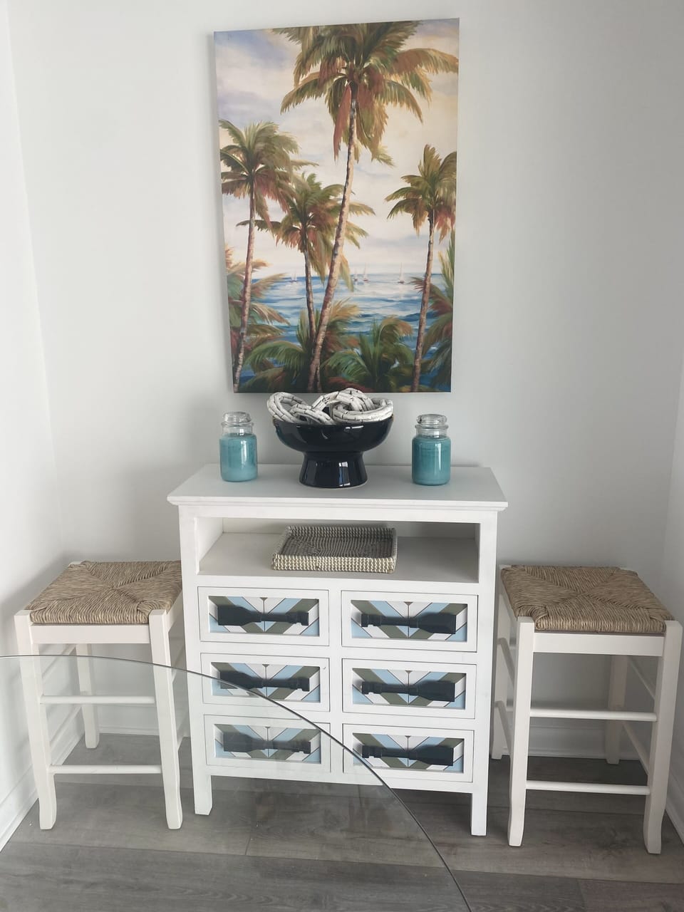 Coastal Dining area 