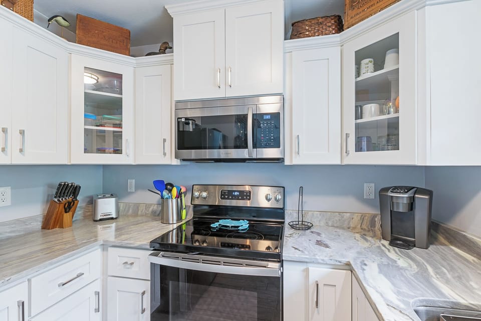 Well equipped kitchen