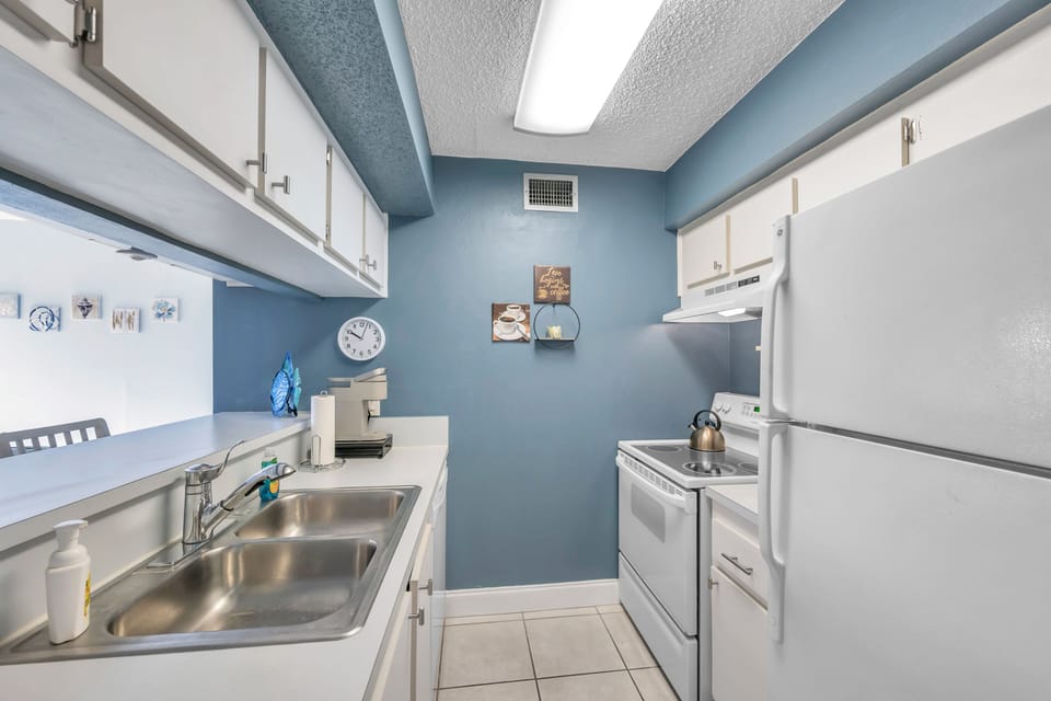 Kitchen from entry