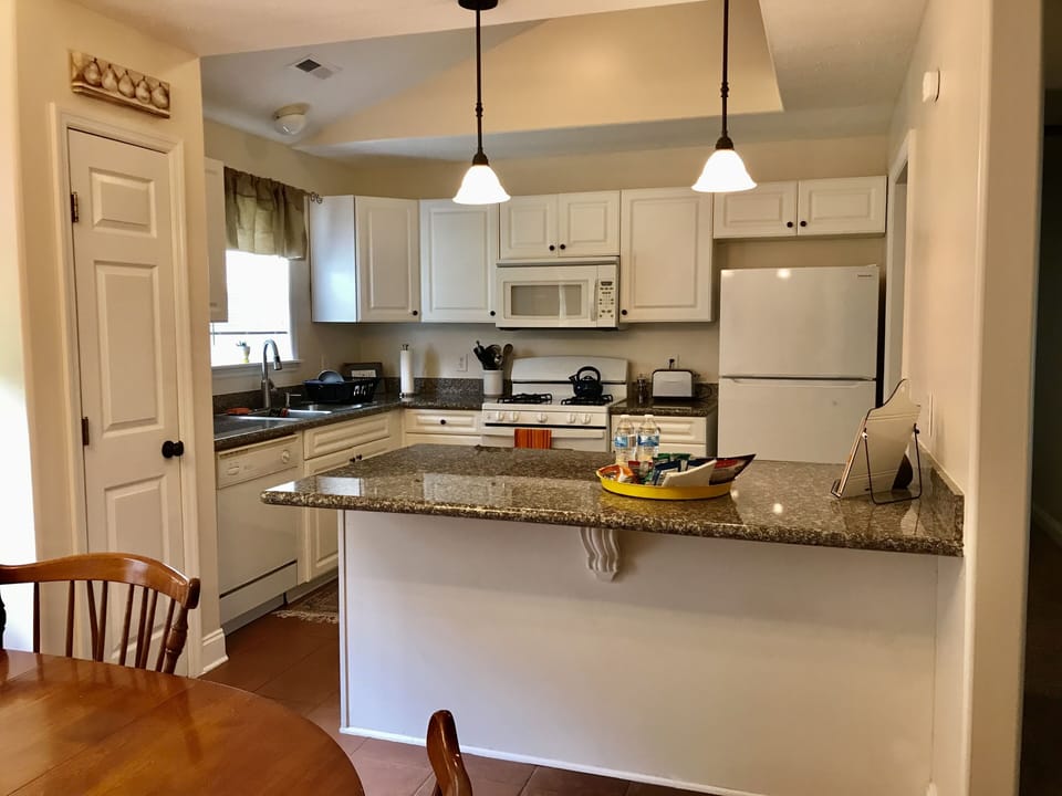 Granite countertops and quality appliances