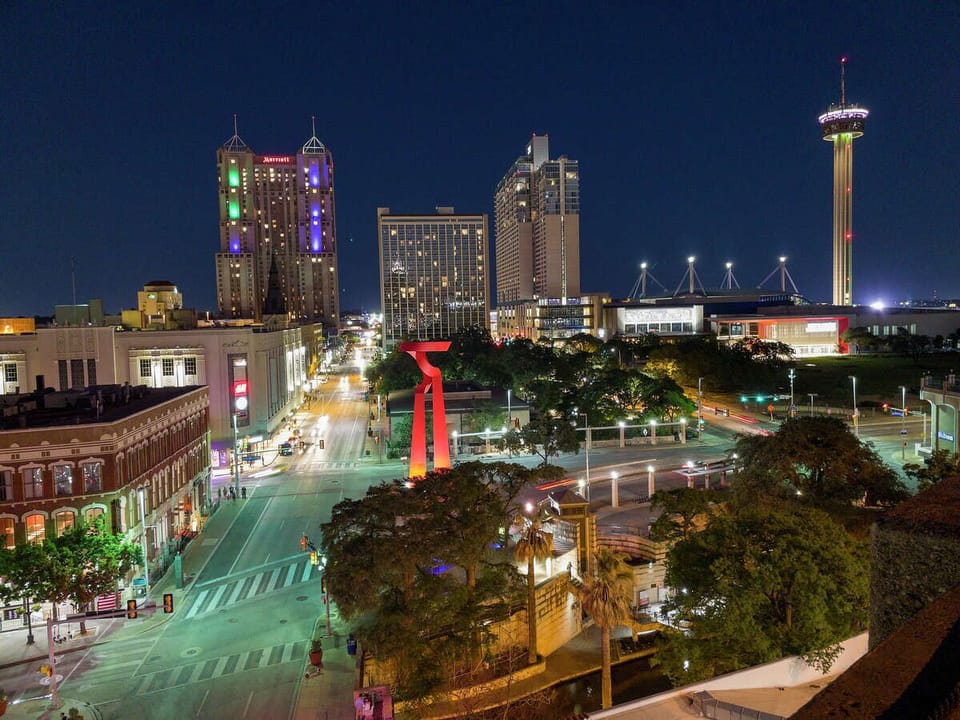 Downtown San Antonio - 35 minutes