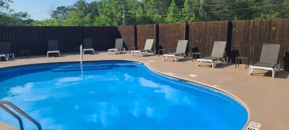 Community Pool 