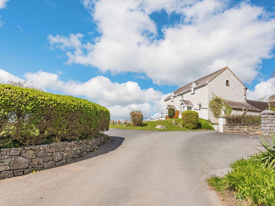 Exterior | Bay View - Coastal Cottages, Saundersfoot