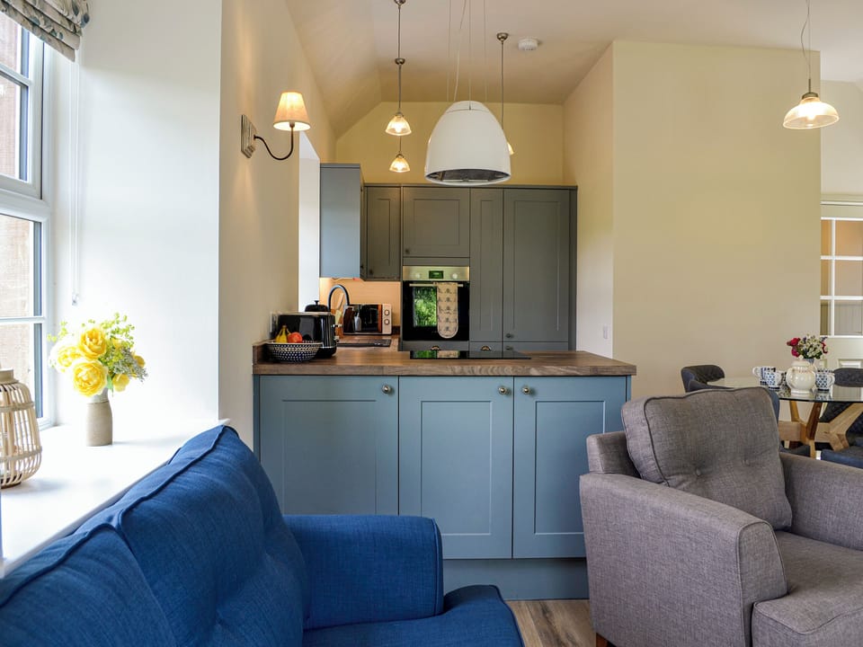 Open plan living space | Kingfisher Cottage - Strathisla Farm Cottages, Meigle