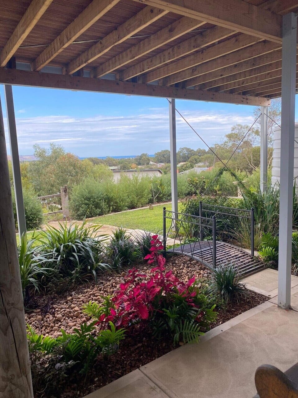 Beautiful views of the bay. Garden & fish pond 🥰