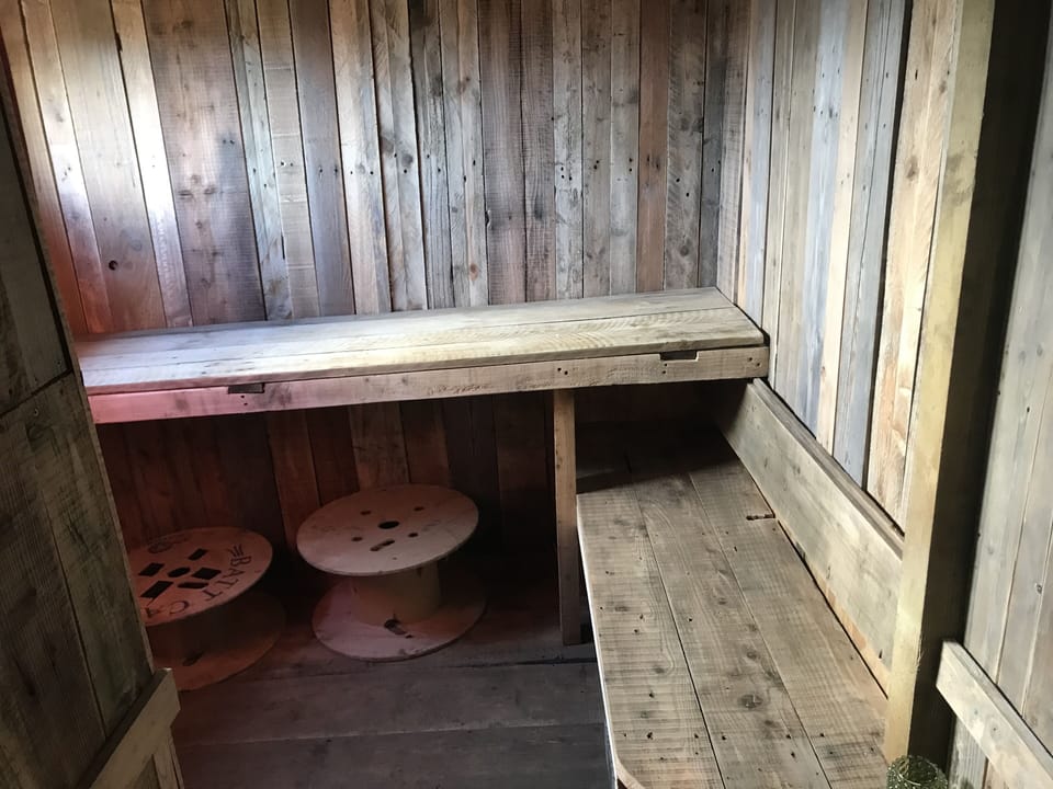 inside the sauna - it fits 6 but 4 is better!