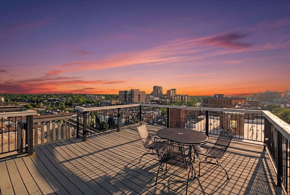 Shared rooftop deck with sweeping city views—perfect for morning coffee, sunset drinks, or relaxing above it all in the heart of KC.