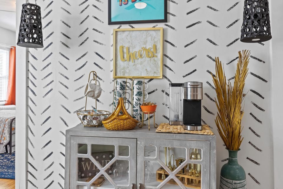 Coffee bar and mugs for guest use