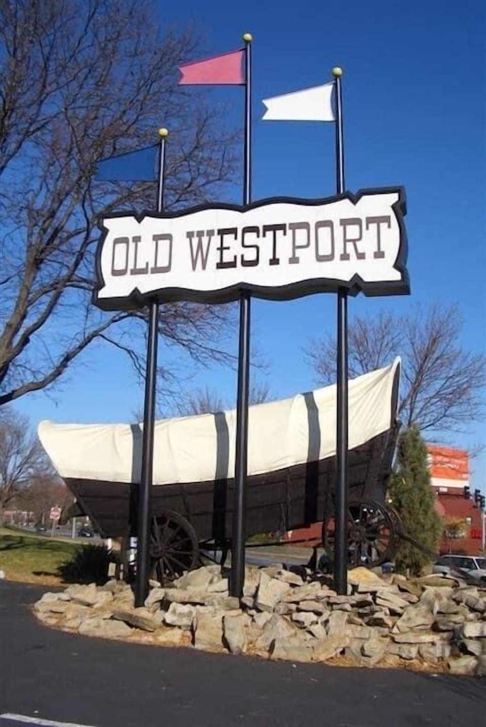 Walk to Westport in just minutes and enjoy a wide variety of restaurants and unique shops. 