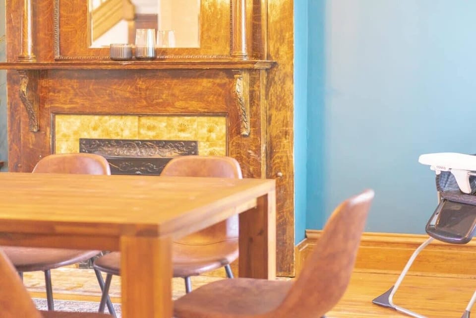 A high chair is included so the little ones can join you at the dinner table.