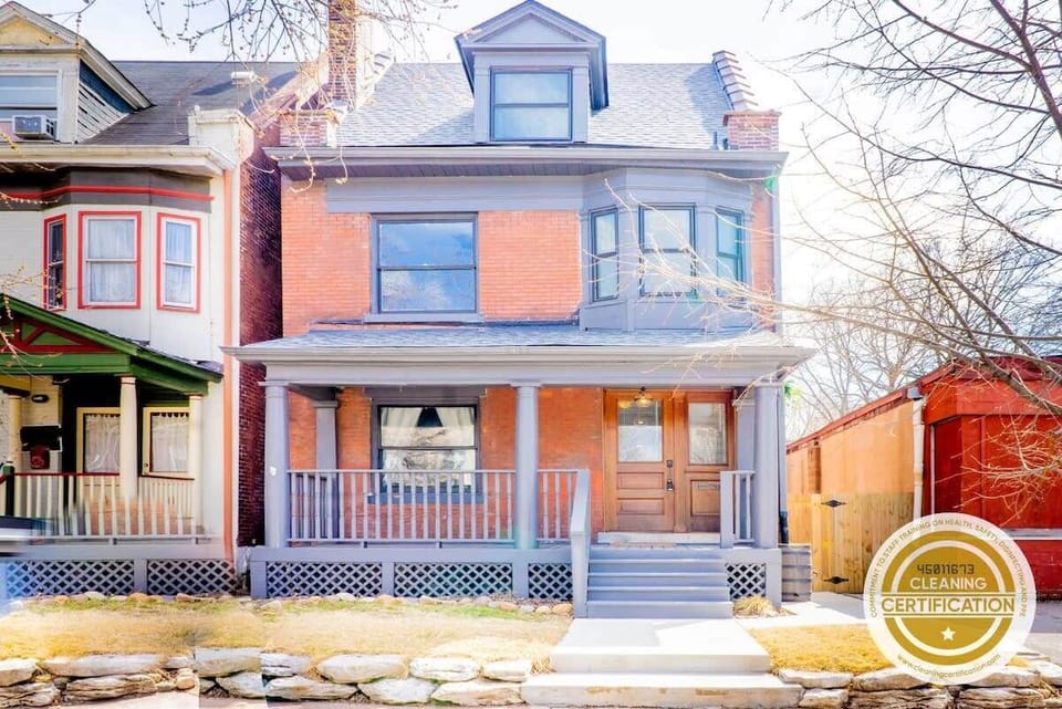 Your next home away from home in beautiful St. Louis