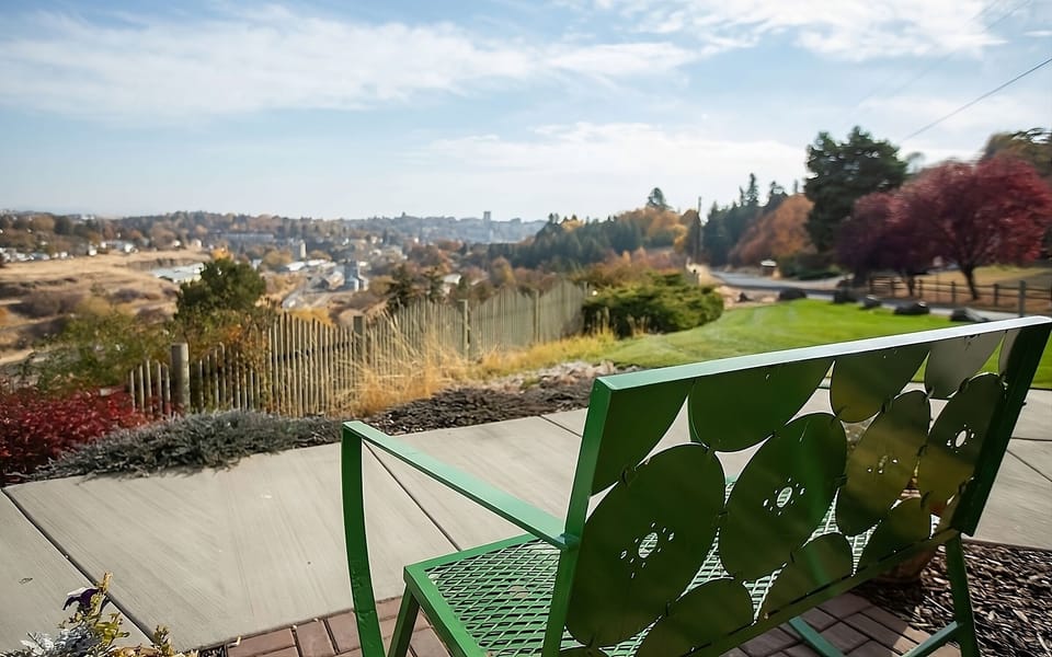 Outdoor Lounge