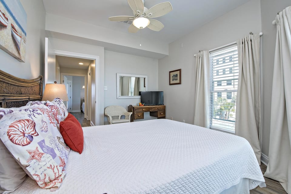 Queen Bed on 2nd Level.