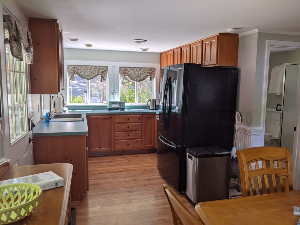Sunny Kitchen