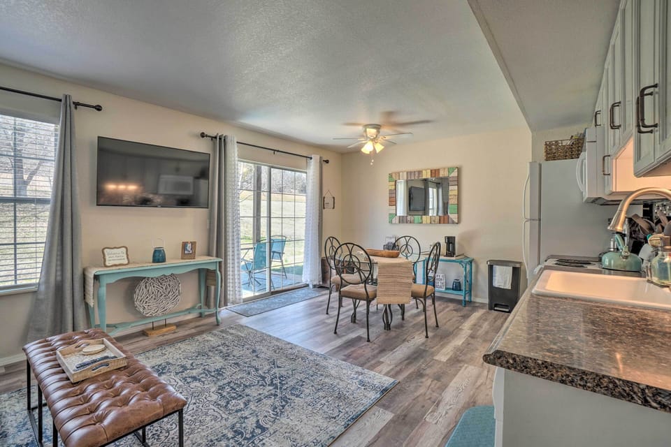 Living Room | Dining Area