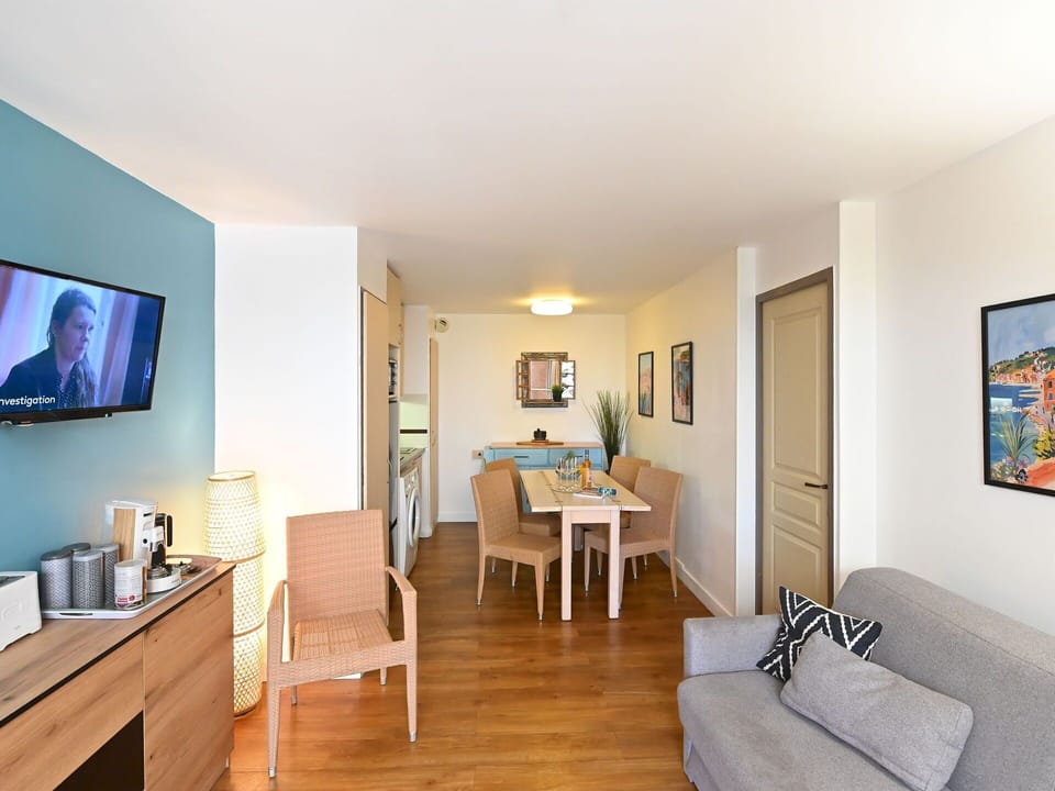 Furniture, Interior Design, Flooring, Floor, Couch, Room, Ceiling, Table, Apartment, Living Room