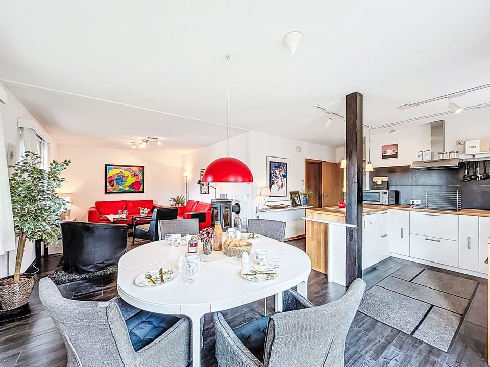 Kitchen / Dining Room