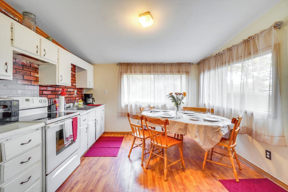 Kitchen | Well-Equipped | Cooking Basics | Dishware & Flatware