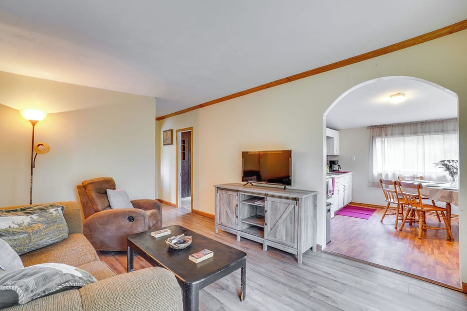 Living Room | Satellite TV | Books