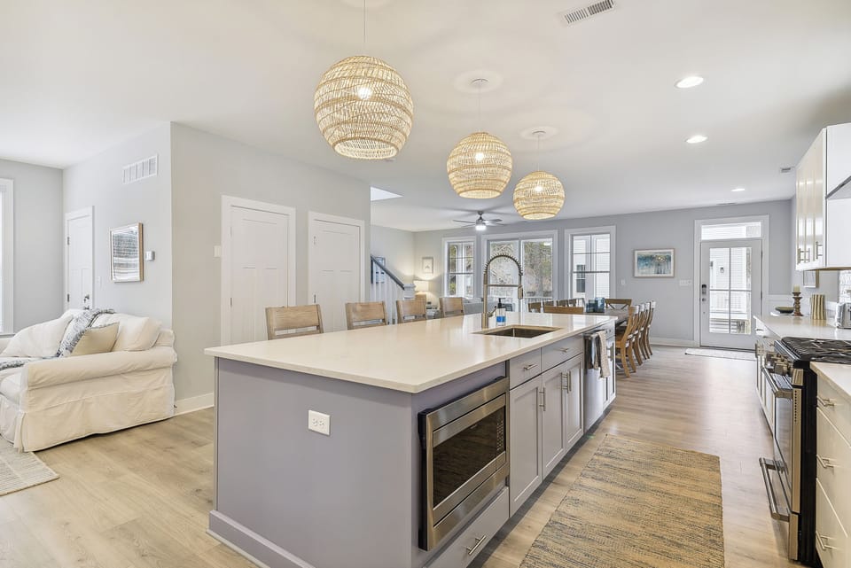 Main Level,Kitchen,