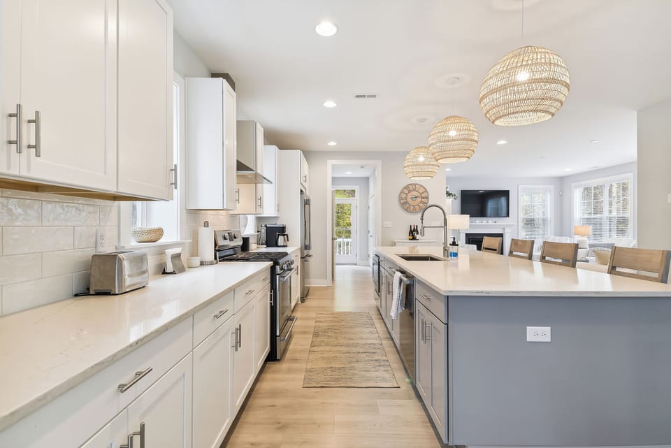 Main Level,Kitchen,