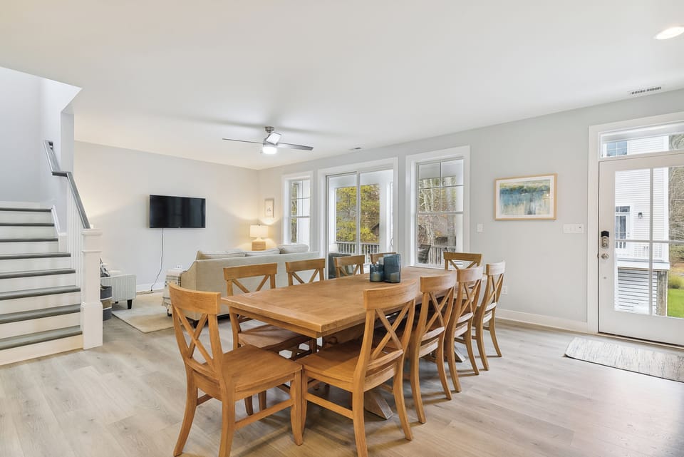 Main Level,Dining Area,