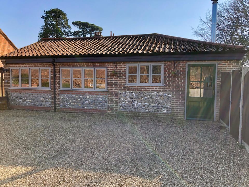 Flint Barn - Bramerton