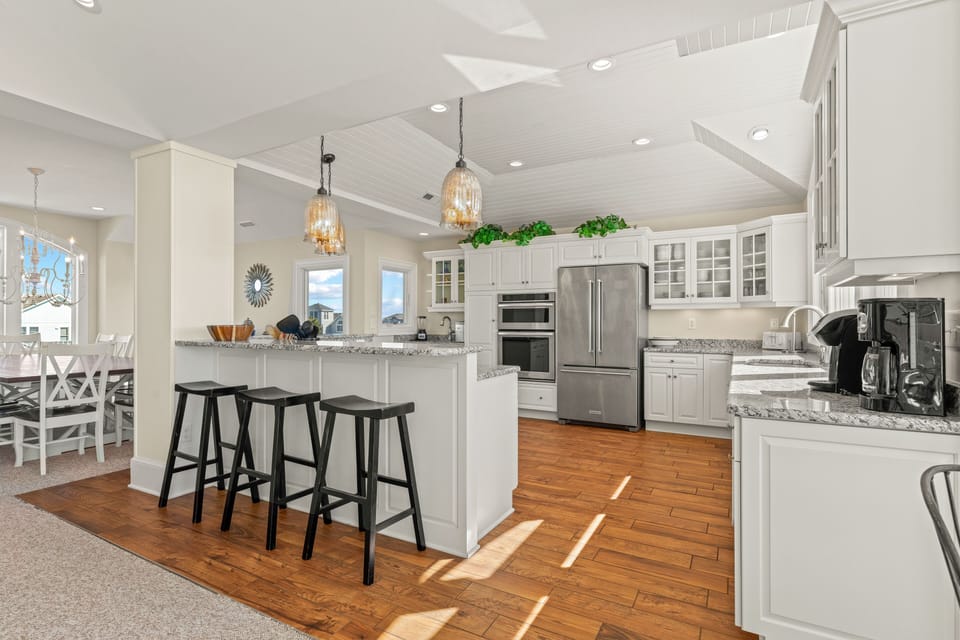 Kitchen - Top Level