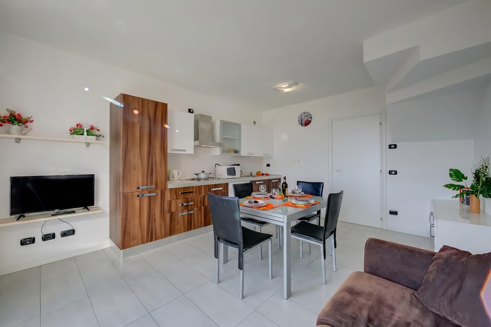 Kitchen and dining area