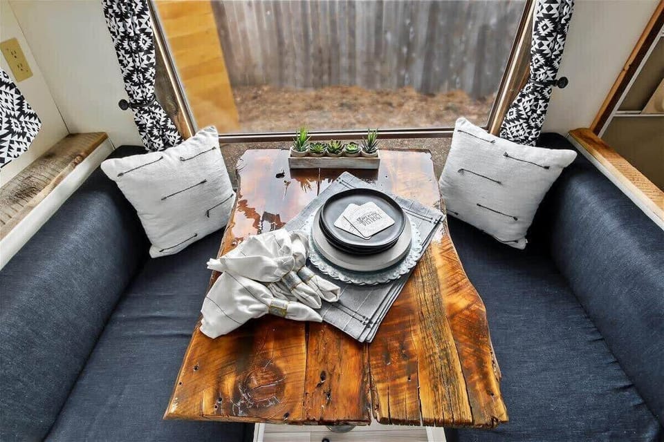 #StayInMyDistrict Private Backyard Glamping