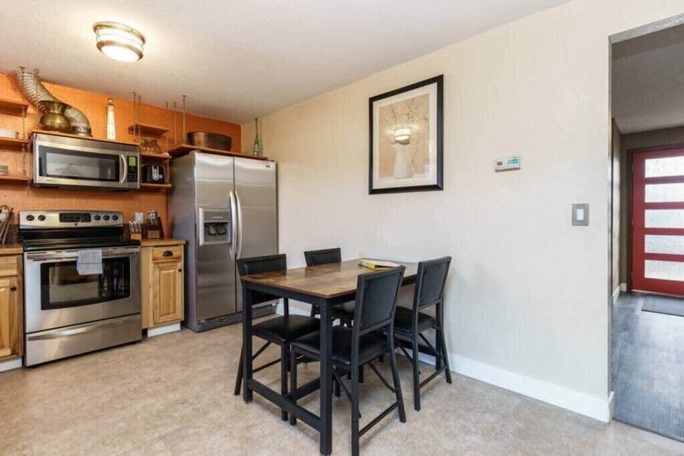 #StayInMyDistrict Eclectic Boise Townhouse