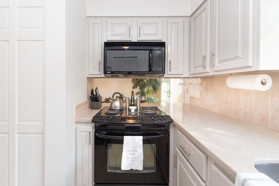 Kitchen stove and microwave 