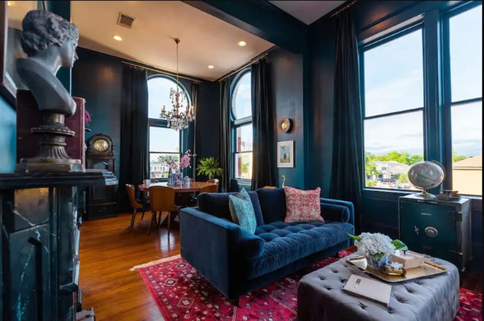 Modern parlor overlooking the historic square and Hood County Courthouse