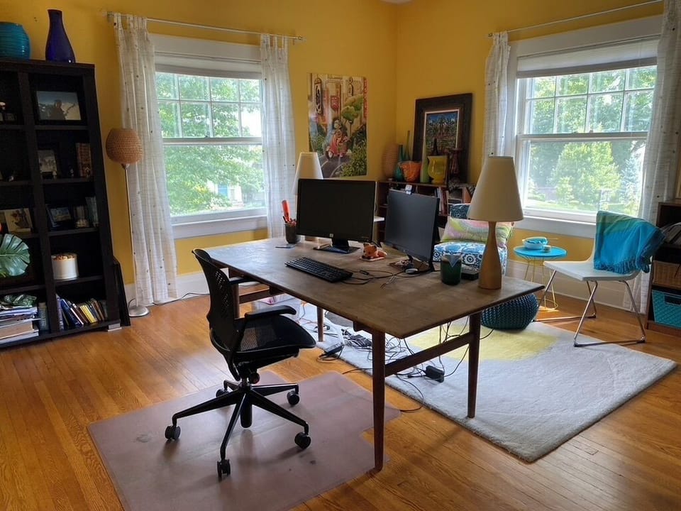 2nd floor office - excellent wifi