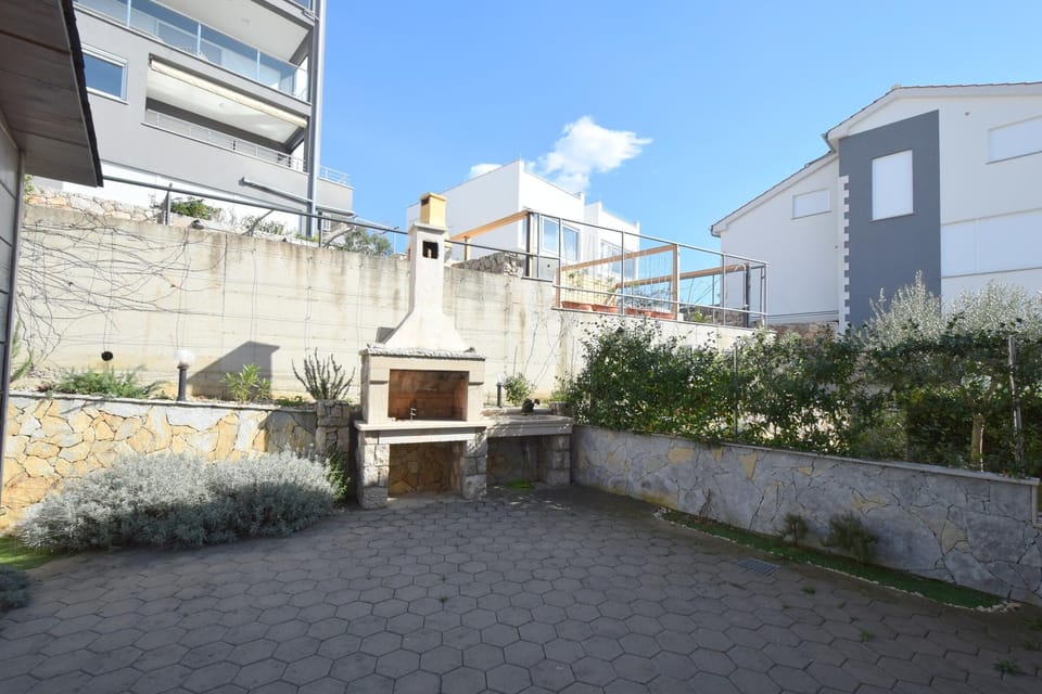 Terrace 2