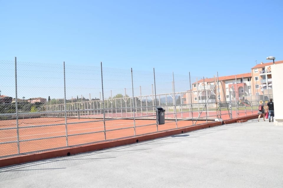 Sport court