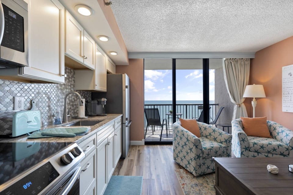 Updated Living and Kitchen Space