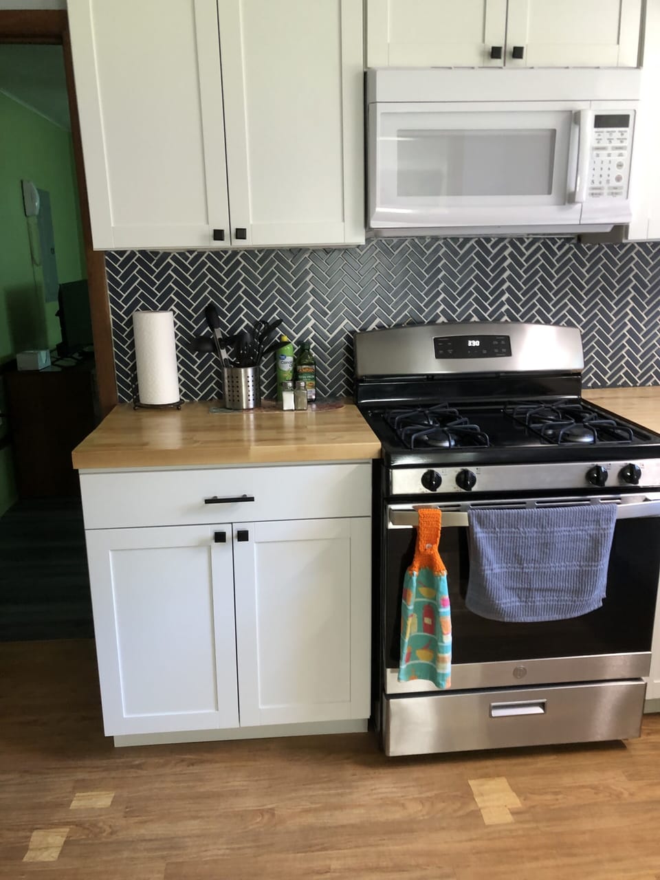 Kitchen gas stove 