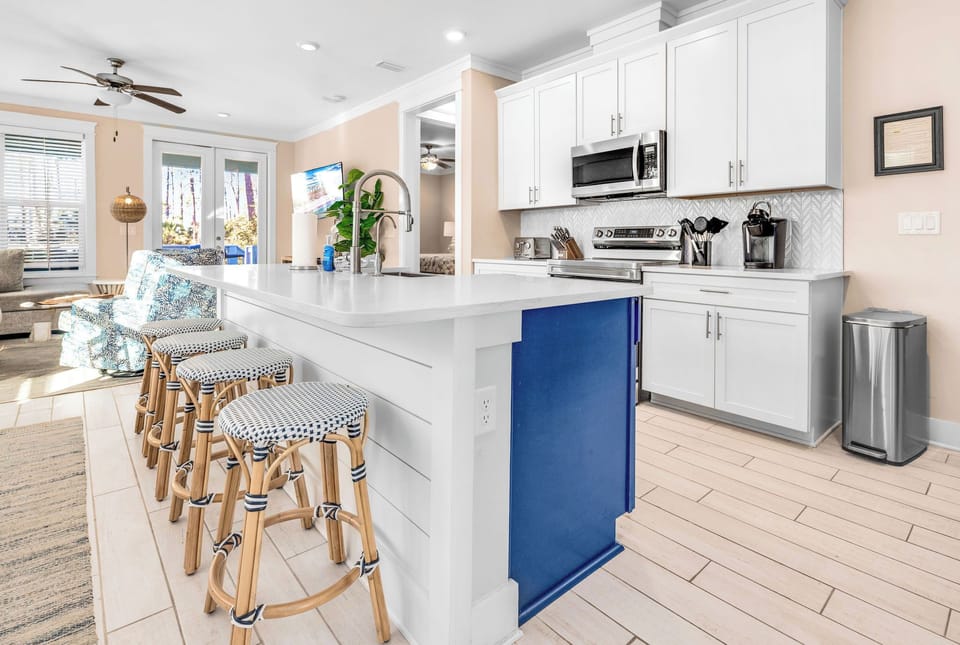 Well Stocked Kitchen with seating for 4 at the island