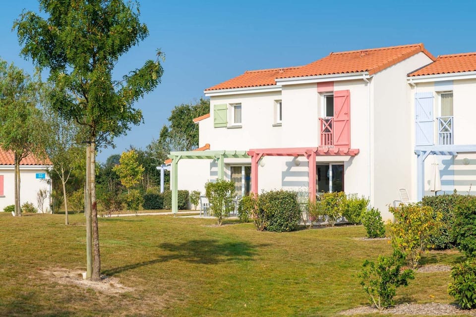Holiday Home Exterior [summer]